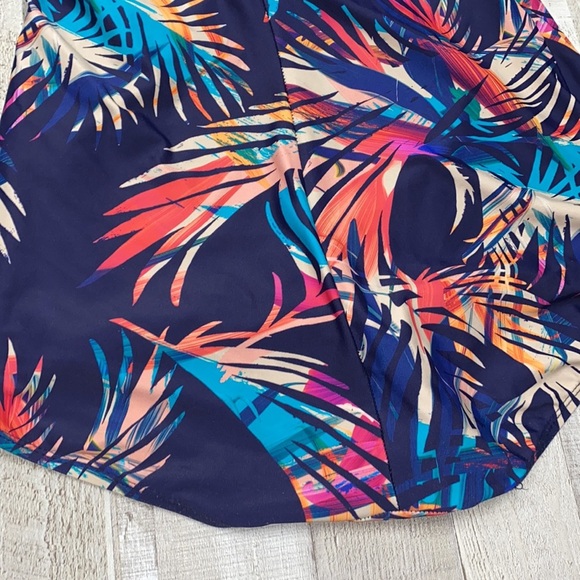 Swimsuits for All plus size 18 swimsuit tropical floral print - Picture 6 of 8